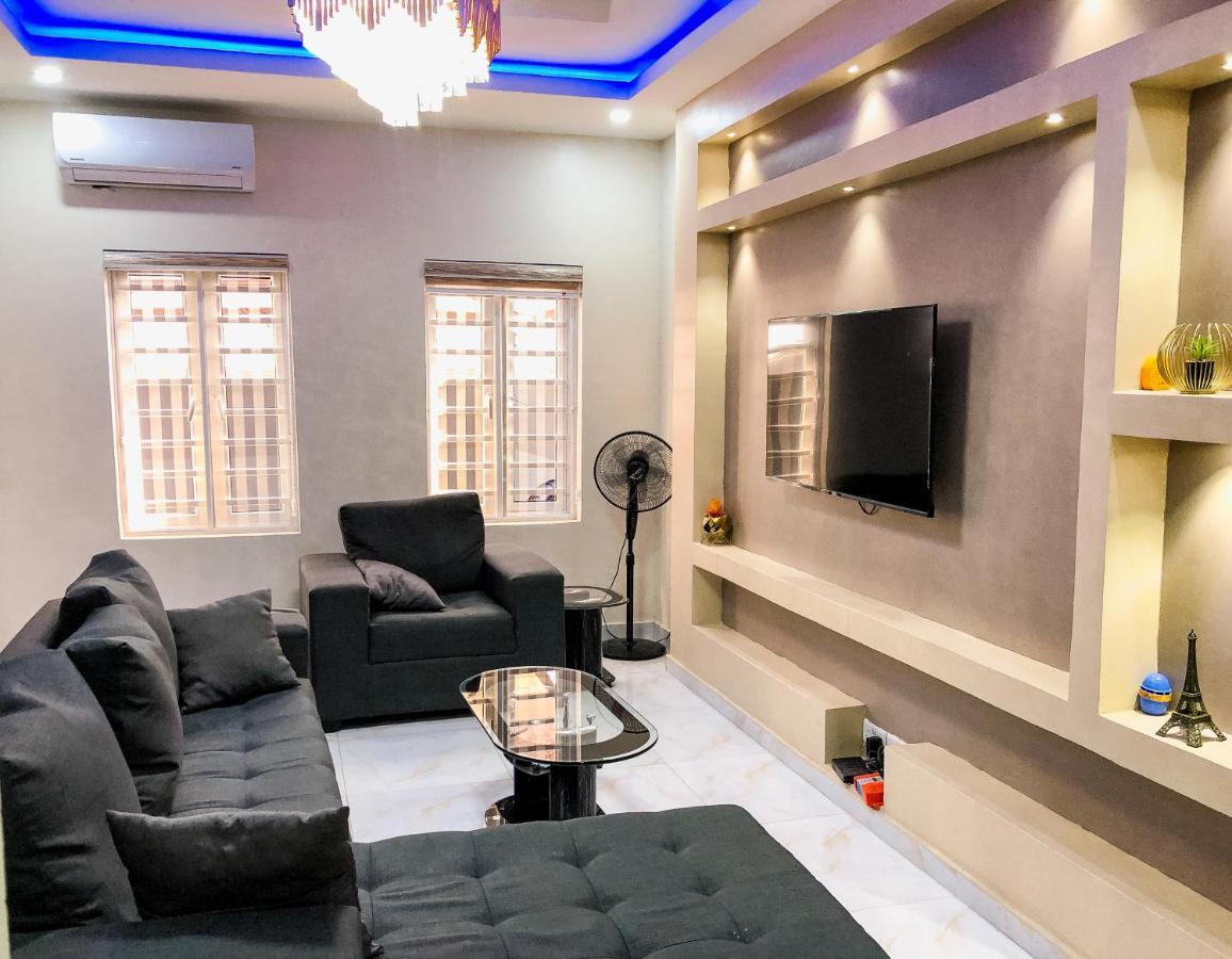 Crayford Homes Ikeja Exterior photo
